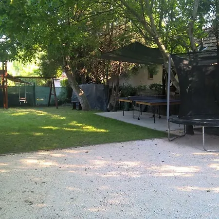 Levente Apartman I.